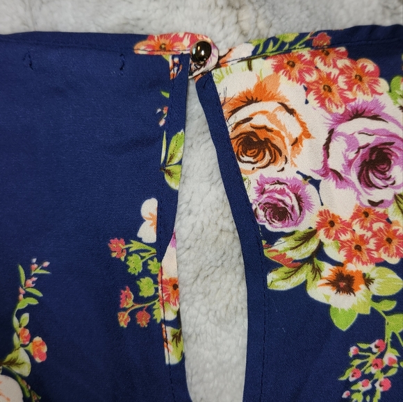 POETRY ROMPER !! - Picture 5 of 9